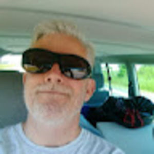 Meet your Posher, Tomas